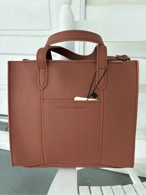 Portland Leather Lola Tote in Sun-kissed